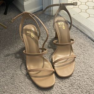 Mix NO 6 nude heel